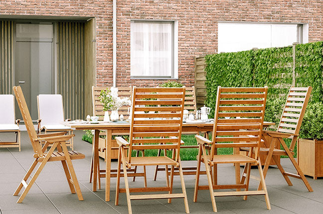 Bij ons is er altijd wel een tuinset in de aanbieding!